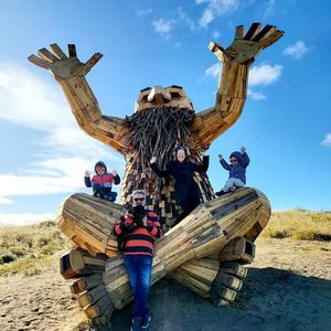 Meet your Posher, Cary